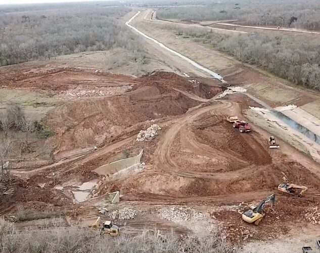 Moving Dirt in Ft Bend County (1)